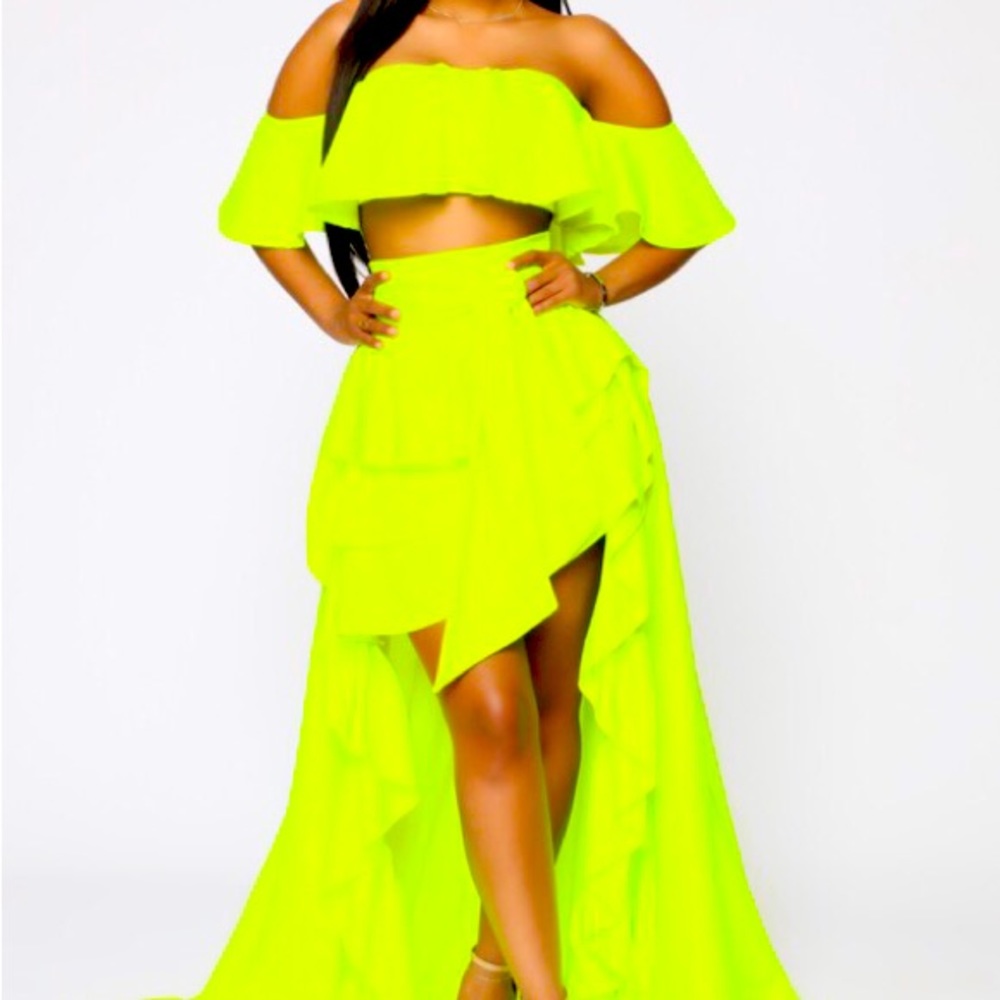Fashion Nova Neon Yellow High Low Skirt Set